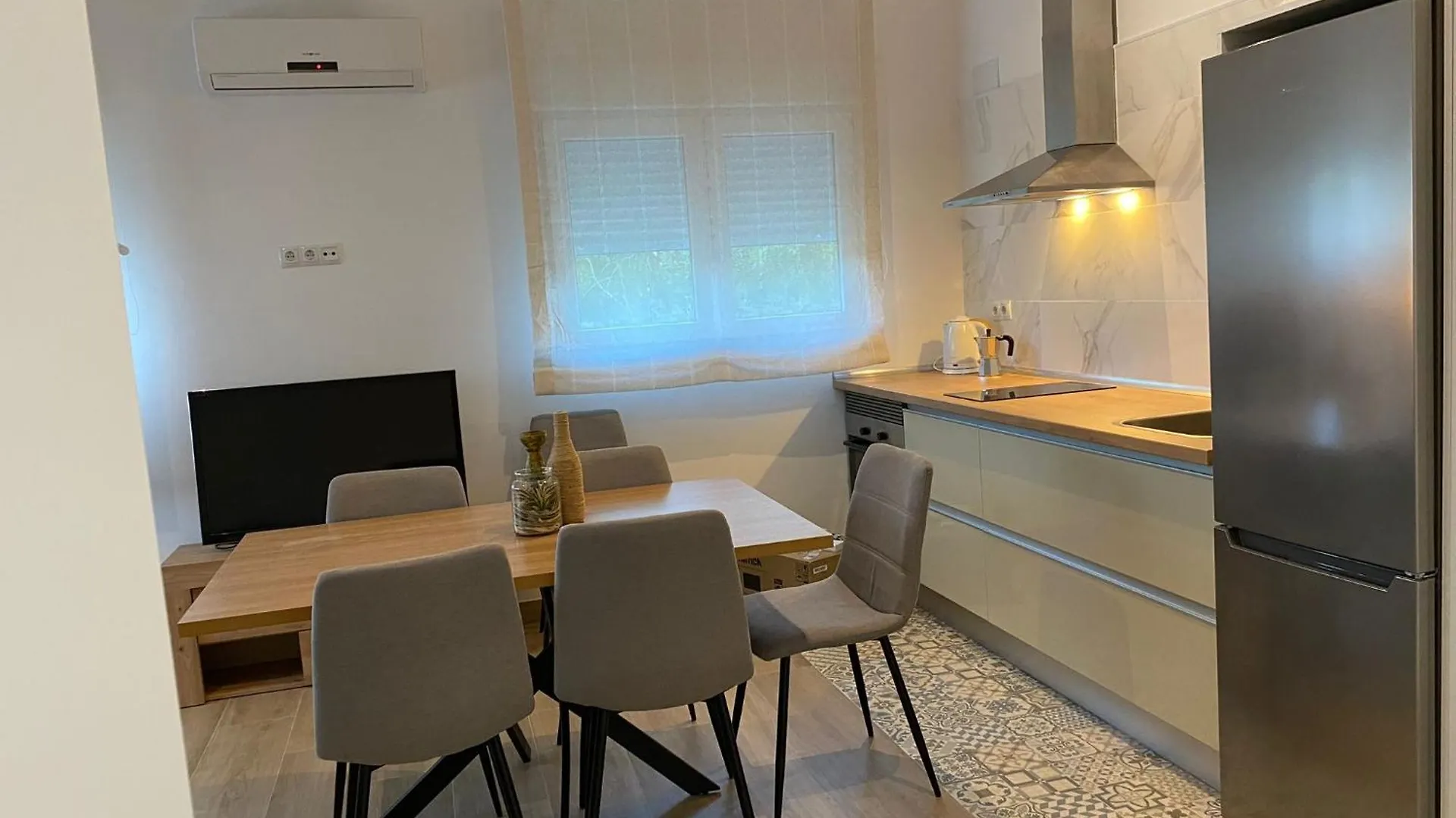 Apartamento Las Escocesas Mogon 아파트